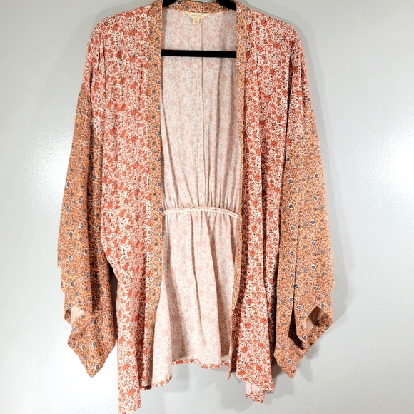 SIM & SAM pink shabby chic woven floral open front flowy kimono topper - Picture 2 of 11